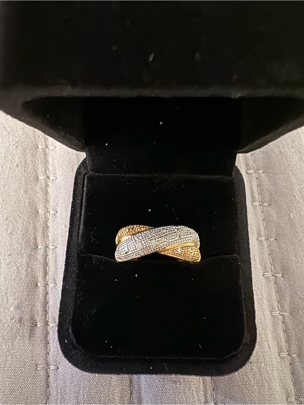 14k two tone gold diamond ring size 8 NWOT